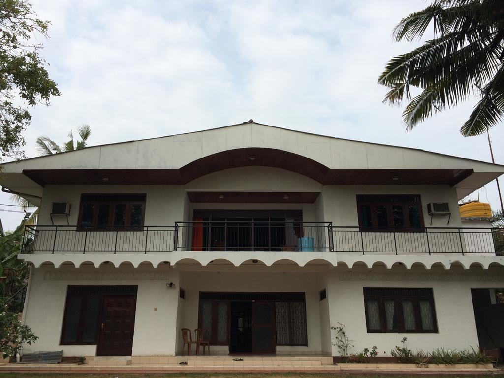 The Pallet House Dehiwala-Mount Lavinia Екстер'єр фото